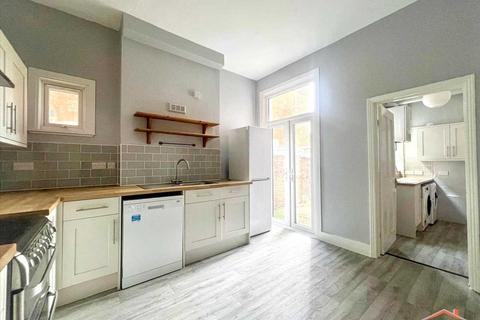 4 bedroom semi-detached house for sale, Olive Road, Cricklewood