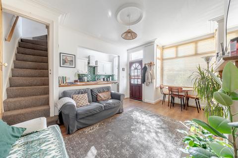 2 bedroom terraced house for sale, Lumley Road, Leeds LS4