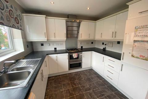 3 bedroom terraced house for sale, Coleridge Way, Borehamwood