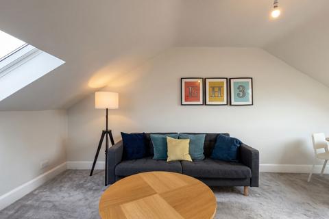 1 bedroom flat for sale, Drumdryan Street, Edinburgh EH3