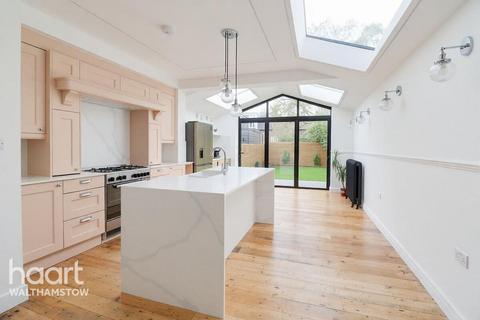 4 bedroom terraced house for sale, Aubrey Road, Walthamstow