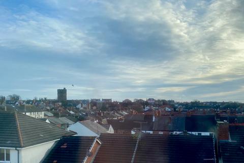 1 bedroom flat for sale, Flat 14, 22 Montpellier Crescent, Wallasey, Merseyside, CH45 9AB