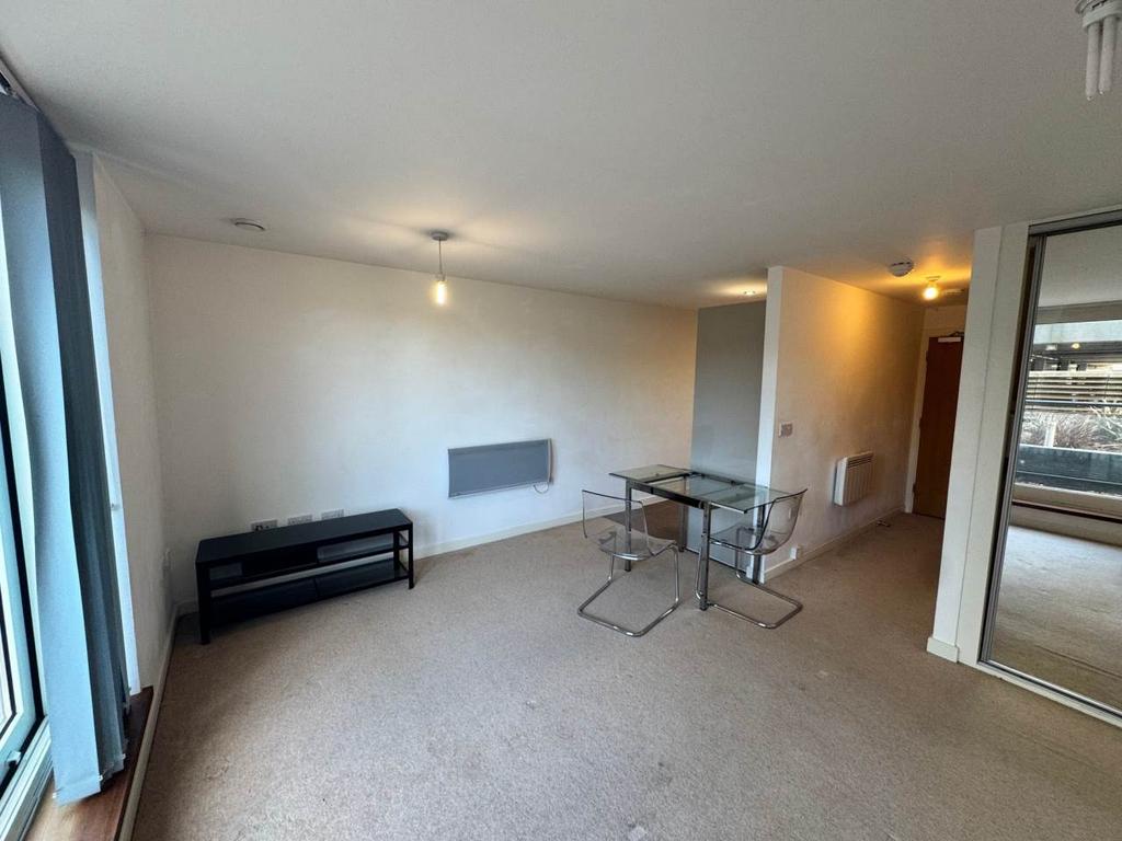 Apartment in Prospect Place - View 3