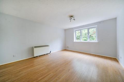2 bedroom apartment for sale, Bernard Ashley Drive, London