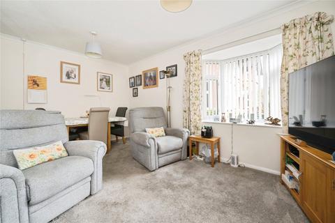 1 bedroom flat for sale, Elizabeth Close, West End, Southampton, Hampshire, SO30