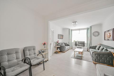 4 bedroom terraced house for sale, Burnham Road, Chingford, London, E4