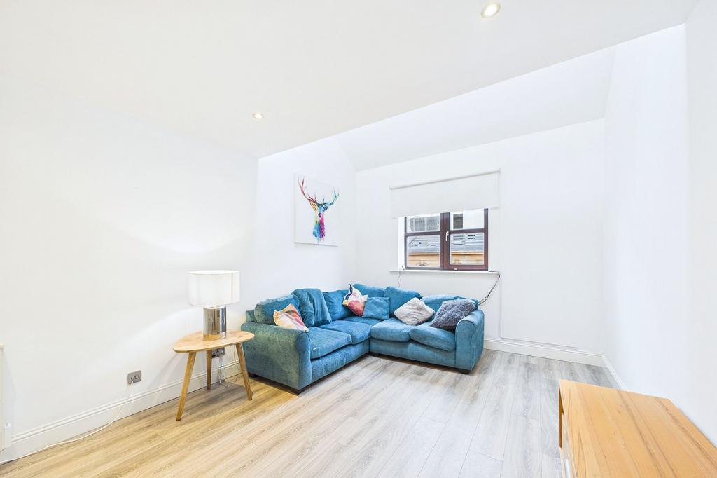 Apartment in Glasgow - More