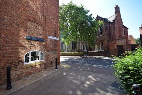 2 bedroom flat to rent, Buckingham Court, York, YO1