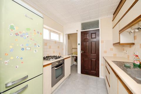3 bedroom semi-detached house for sale, Surrey Crescent, WEST BROMWICH