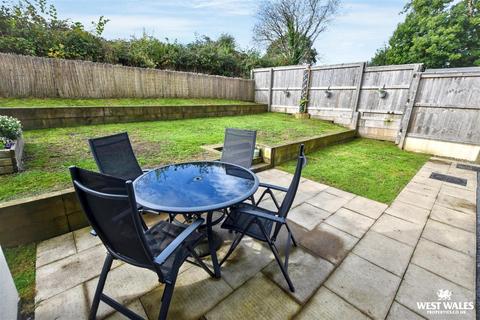 3 bedroom detached bungalow for sale, Potters Grove, Templeton, Narberth