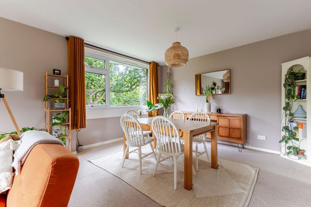 Apartment in Bristol - View 3