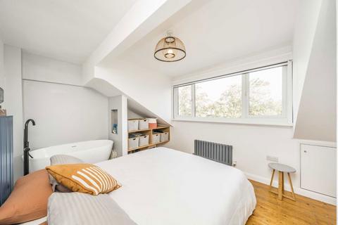 3 bedroom flat for sale, Patshull Road, London NW5