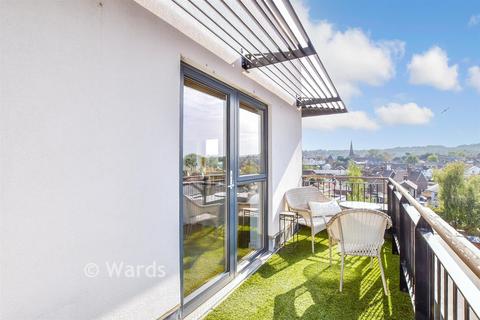 2 bedroom apartment for sale, Iron House, Tonbridge TN9