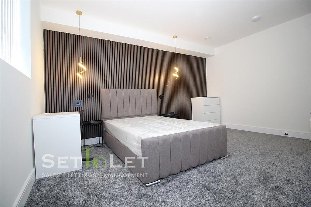 Apartment in Leicester - View 5