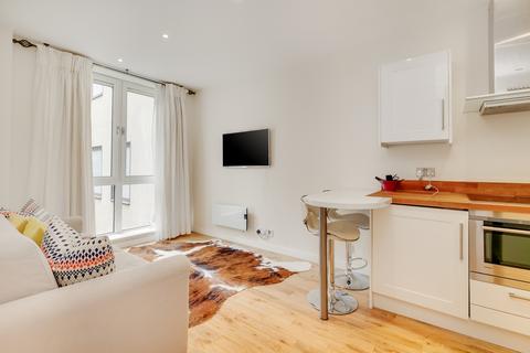 1 bedroom flat to rent, 10 Hosier Lane London EC1A