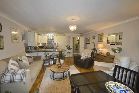 2 bedroom flat for sale, The Sidings, Chinley, SK23