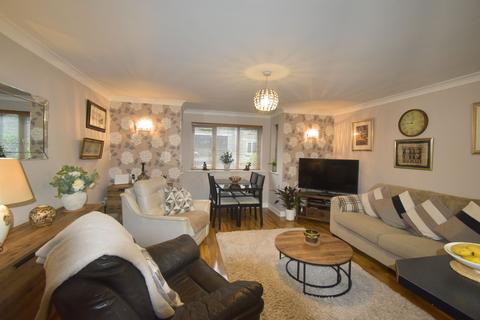 2 bedroom flat for sale, The Sidings, Chinley, SK23