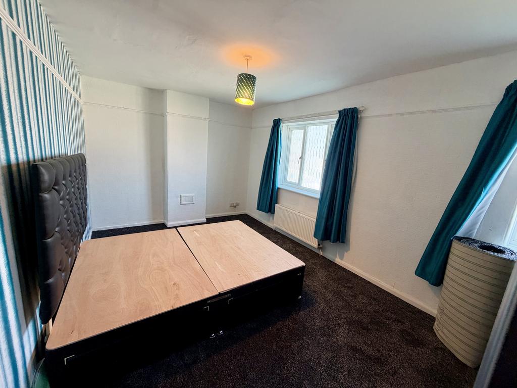 House in Manchester - More