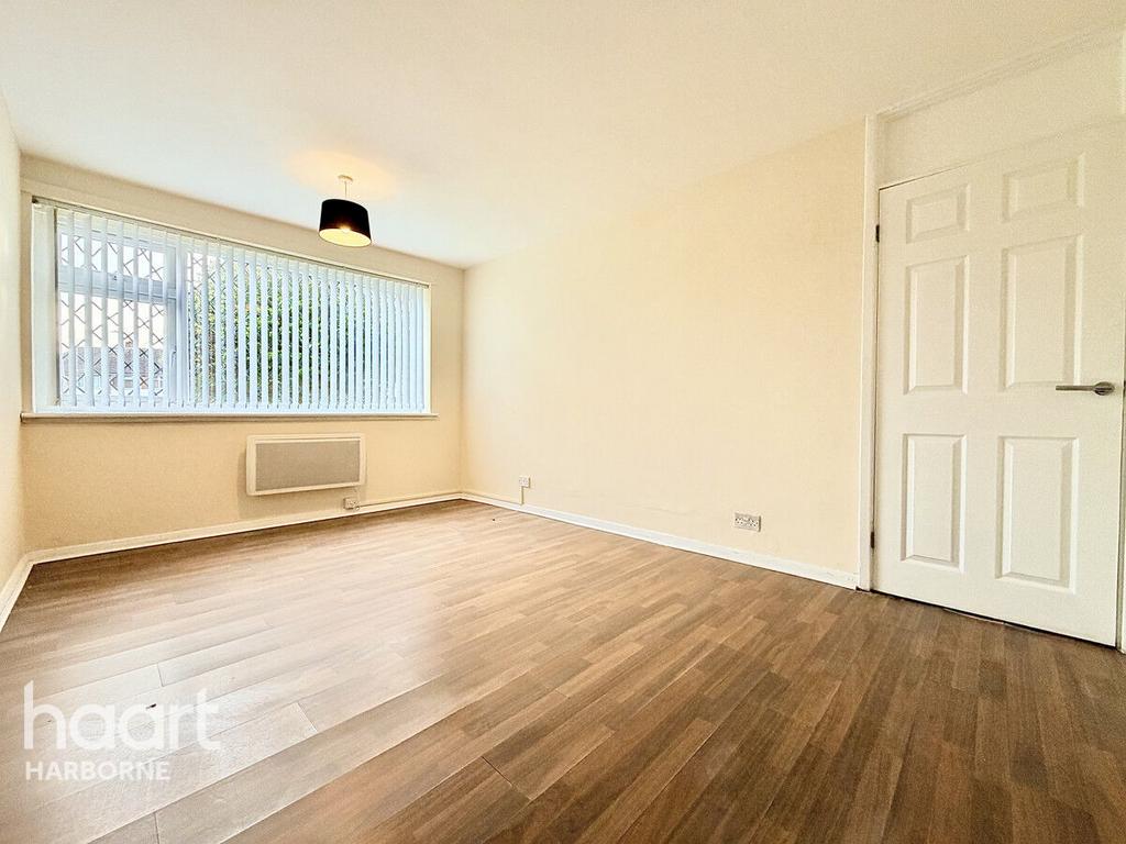 Apartment in Birmingham, Walkers Heath - More