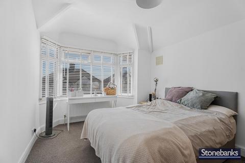 3 bedroom semi-detached house for sale, East Drive, Watford WD25