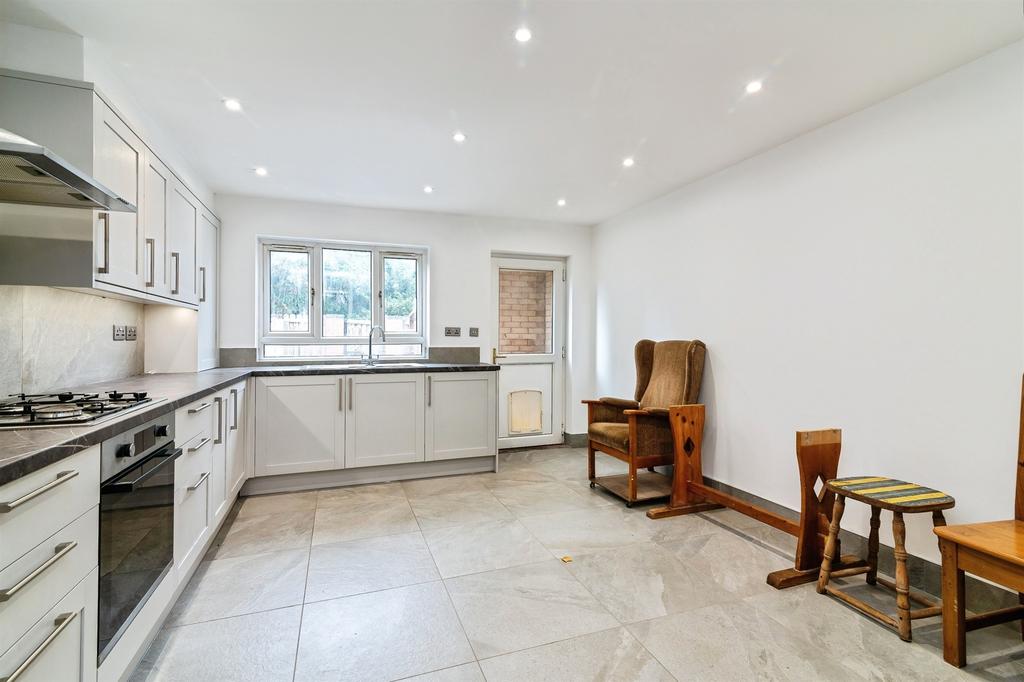 House in Nottingham - View 2