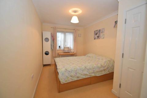 2 bedroom apartment to rent, BRIDGE WHARF, CHERTSEY