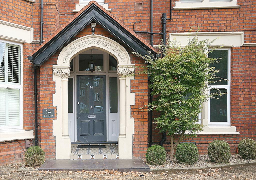 Apartment in Bromley - View 2