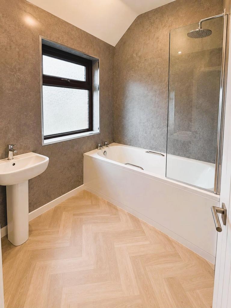 House in Sheffield - View 3