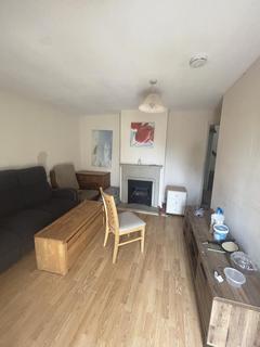 4 bedroom house to rent, Northdown Road, Hatfield AL10