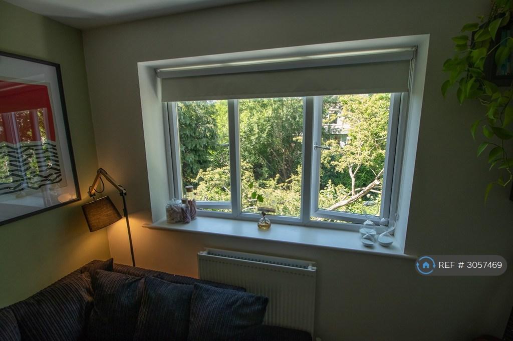 Apartment in Bristol, Fishponds - View 3