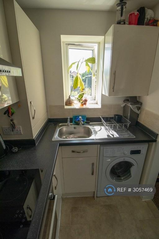 Apartment in Bristol, Fishponds - More