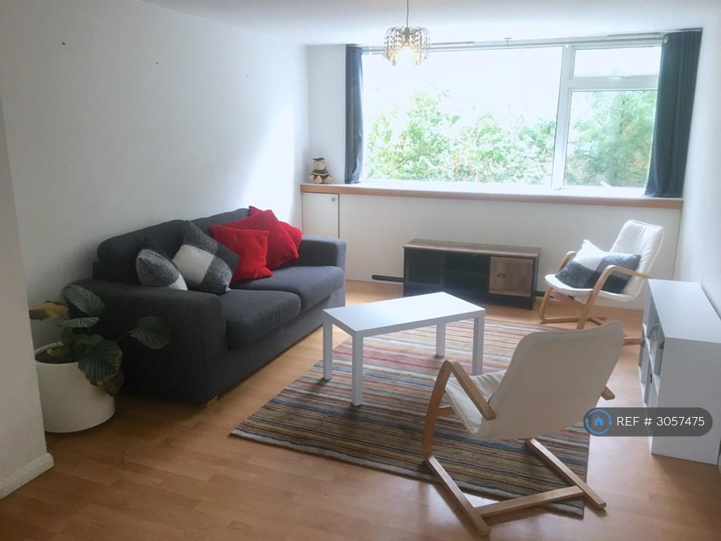 Apartment in Cambridge - View 2