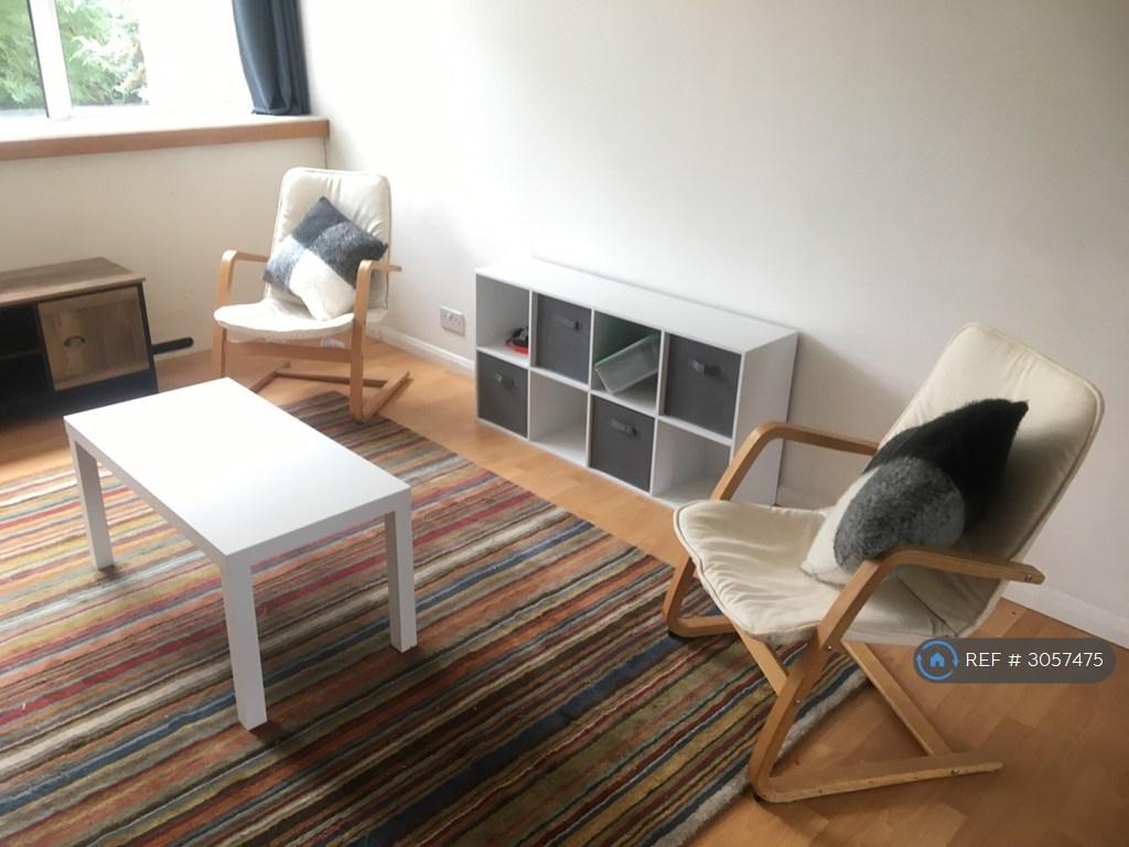 Apartment in Cambridge - View 3