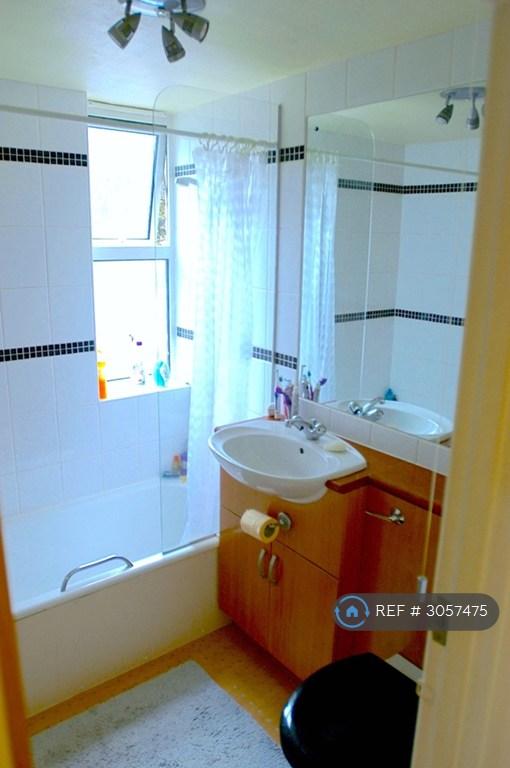 Apartment in Cambridge - More