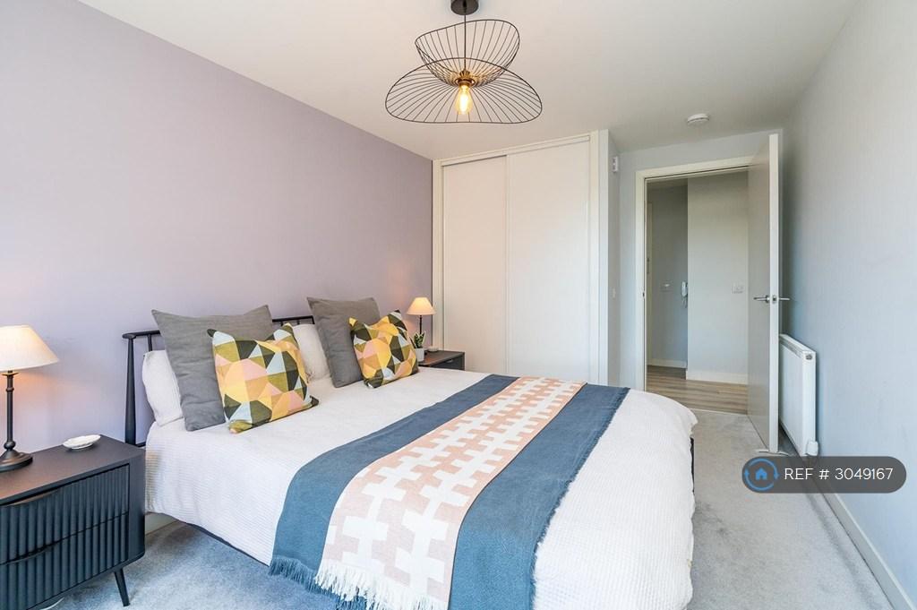 Apartment in Edinburgh - More