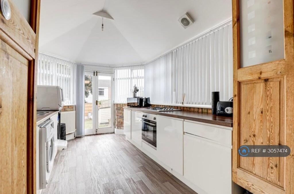 House in Nottingham - View 5