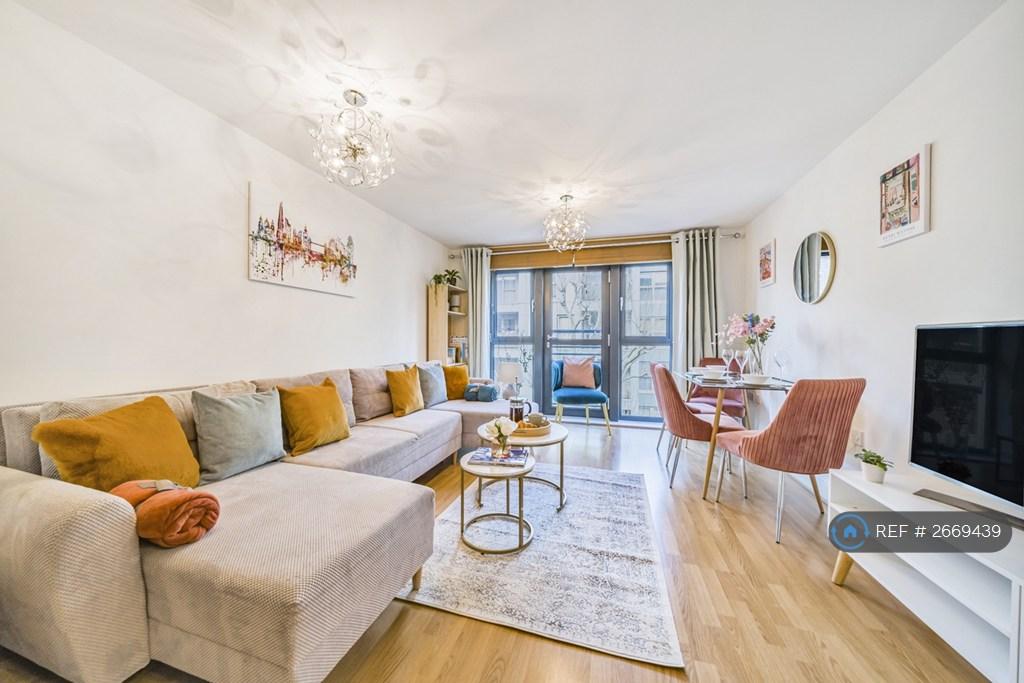 Apartment in London - View 2