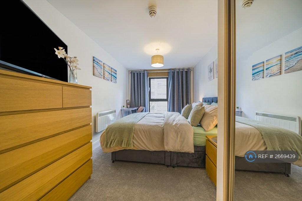 Apartment in London - View 5