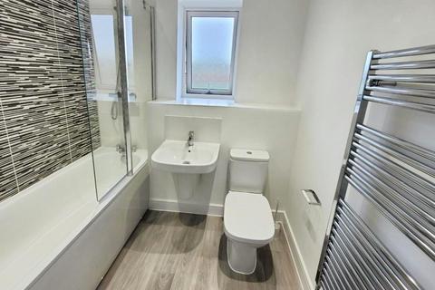 2 bedroom apartment to rent, Appleton Road, Folkestone