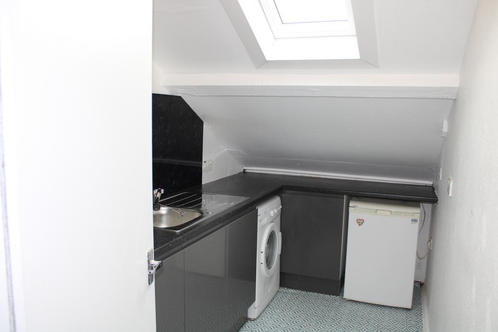 Apartment in Birmingham - View 5