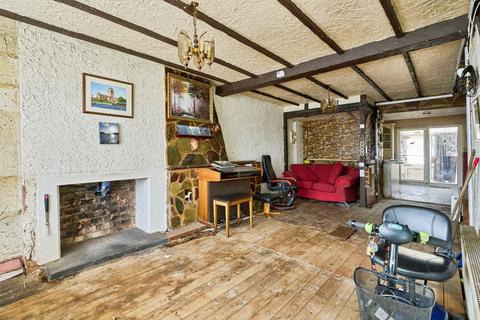 2 bedroom semi-detached house for sale, Dyas Road, Birmingham, West Midlands, B44