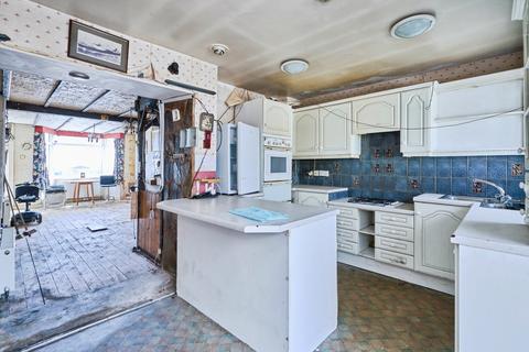2 bedroom semi-detached house for sale, Dyas Road, Birmingham, West Midlands, B44