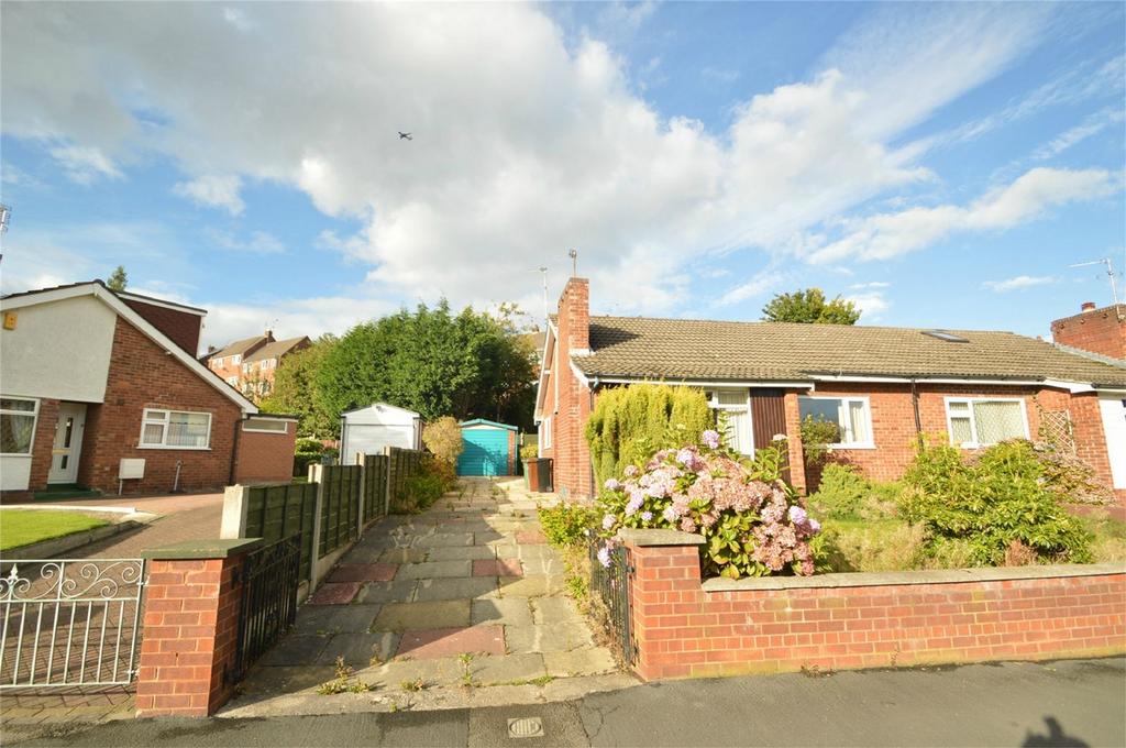 Yew Tree Drive, Bredbury, Stockport, Cheshire 2 bed semidetached bungalow £139,000