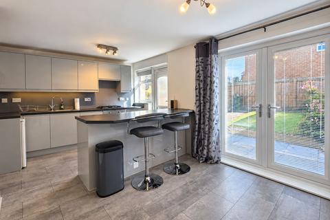 3 bedroom terraced house for sale, Bray Close, Wallsend, Tyne and Wear, NE28 9RJ