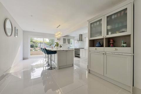 4 bedroom detached house for sale, Wimborne Road, Poole, BH15
