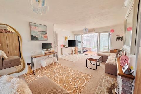 2 bedroom semi-detached bungalow for sale, Hawksbridge Close, Eastbourne