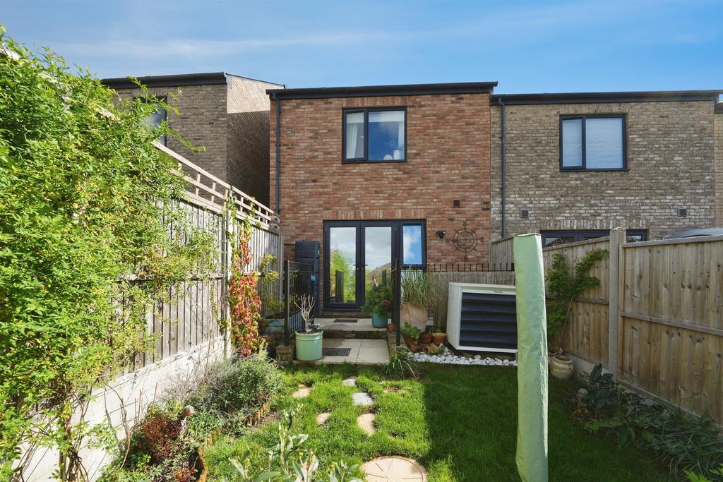 House in Bristol - More