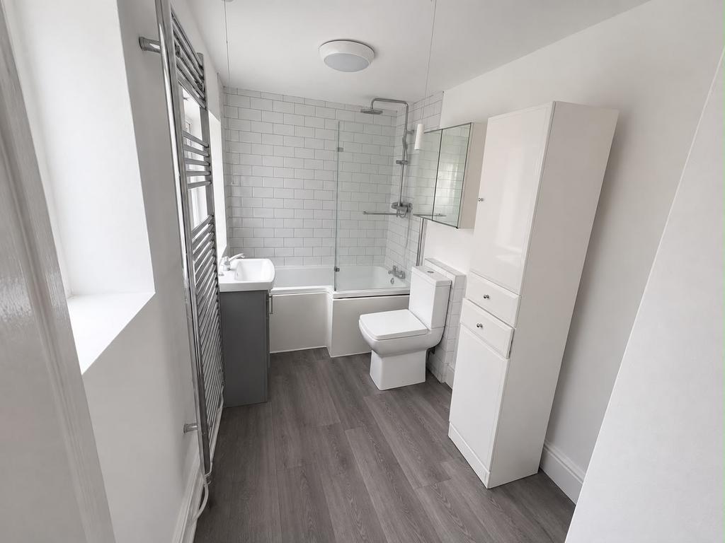 House in OLDBURY - View 4