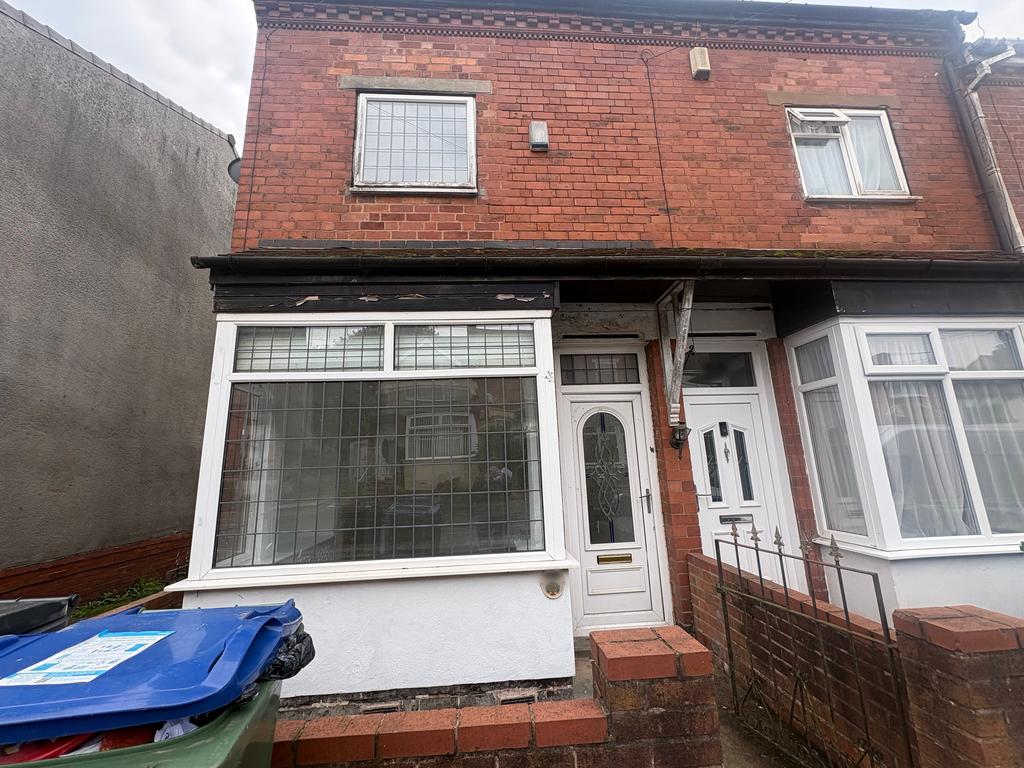 House in OLDBURY - View 5