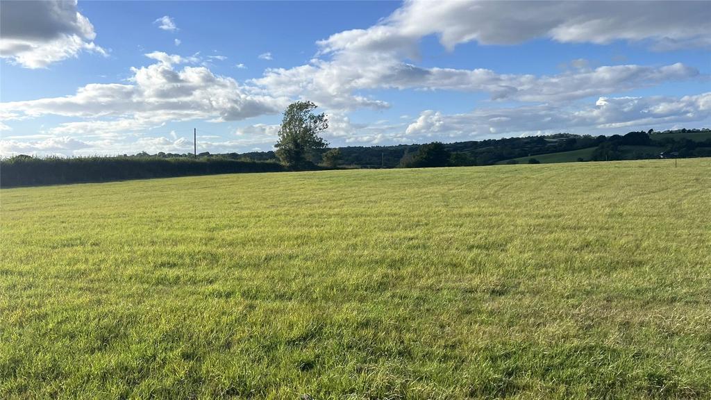 Off Gravel Hill, Winford BS40 - View 3